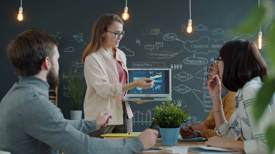 O segundo cérebro da empresa: memória, contexto e recomendação